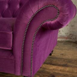 British Handmade Plush Purple Velvet Chesterfield Snuggle Chair - thumbnail 2