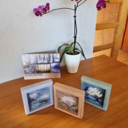 Handwoven Water Lilies Tapestry in Pine Frame Impressionist Wall Hanging - thumbnail 4