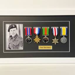 Military Keepsake Frame, Ww1 Ww2 Medals, 6X4 Photo & Title 5 Slots - 51cm X 31cm - thumbnail 2