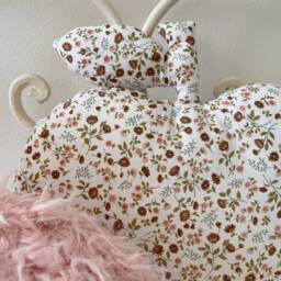 Apple Cushion - thumbnail 2