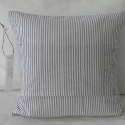 Pillow/strip With Large Letter Made Of Cuddly Terry Cloth & Embroidered Name in Various Colors - thumbnail 2