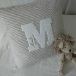 Pillow/strip With Large Letter Made Of Cuddly Terry Cloth & Embroidered Name in Various Colors - thumbnail 4