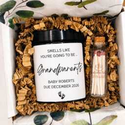 Personalised Pregnancy Announcement Candle, Custom Soy Baby Reveal Gift, Smells Like Going To Be Grandparents Auntie Godmother Nanny Uncle - thumbnail 3