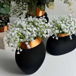 Black & Copper Ribbed Vase Modern 3D Printed Pla Decor - thumbnail 2