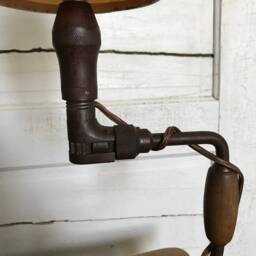 Vintage Hand Drill Table Lamp - thumbnail 3