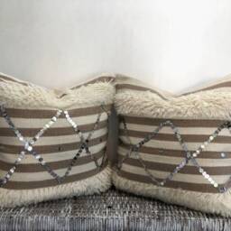 Handmade Berber Pillow Cover Moroccan Wedding Blanket Cushion With Sequins - thumbnail 4