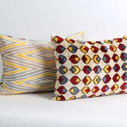 Handwoven Silk Velvet Ikat Pillow Cover Edessa Cushion - 14'' X 20'' - thumbnail 4