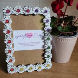 Wooden Daisy Rainbow Button Photo Frame 4 X 6 Inches - thumbnail 2