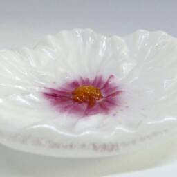 Pink & White Fused Glass Hibiscus Dish By Bprdesigns - thumbnail 2