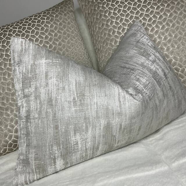 "Luxury Cushion Cover, Scatter Pillow 12""x20" - image 1