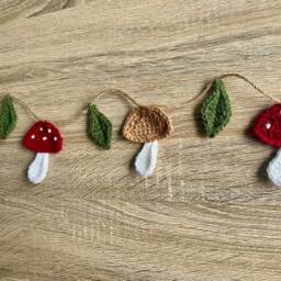 Crochet Mushroom Garland - Toadstool Wall Hanging Home Decor - thumbnail 3
