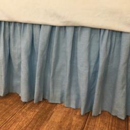 Blue Bed Skirt in Natural Linen, Blue Ruffles, Blue Bedding, Shabby Chic Romantic - thumbnail 3