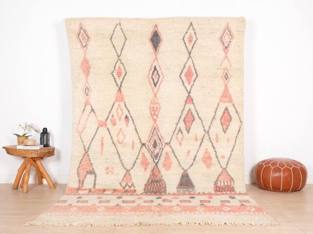 Authentic Boujaad Rug, Pink Moroccan Rug 6x10 Ft - image 1