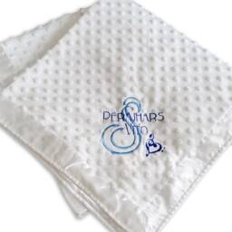 Personalized Music Note Minky Satin Blanket, Custom Embroidered Monogram Musical Baby Shower Gift, Coming Home Photoshoot Prop - thumbnail 4
