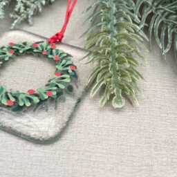 Christmas Wreath Tree Decoration - Clear - thumbnail 4