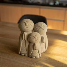 Jizo Stone Statue 6 Inch/15 cm, Figurine, Japanese Jizo, Zen Buddha, Garden Decor, Room New Home Anniversary Gift - thumbnail 4