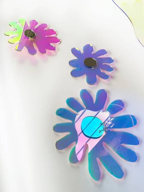 Funky Flower Reflector Set - Of 3 Artistic Mirrors Wavy Flower Acrylic Mirror Wiggly Amorphic Retro Object - image 1