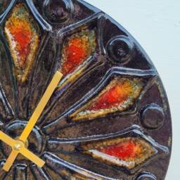 Unusual Hand Made Circular Round Black Glazed Wall Clock With Red Inlaid Glass 25 cm Diameter - thumbnail 3