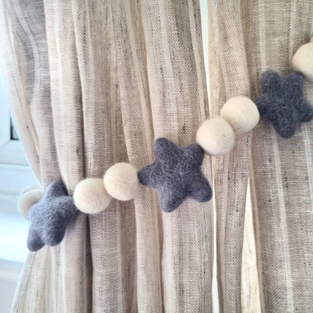 Christmas Star Curtain Felt Ball Pom Tie Backs - image 1