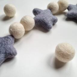 Christmas Star Curtain Felt Ball Pom Tie Backs - thumbnail 2
