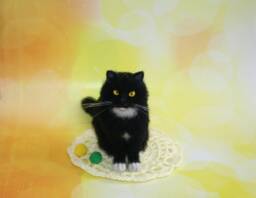 Miniature Needle Felted Cat. Black Kitty. Green/Yellow Eyes. Realistic Pet. Animal. Dollhouse Made To Order - thumbnail 1