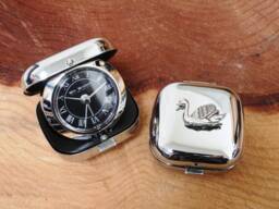 British Birds Flip Up Alarm Clock Portable Quartz Movement Robin Swallow Barn Owl Birthday Gift Ac
