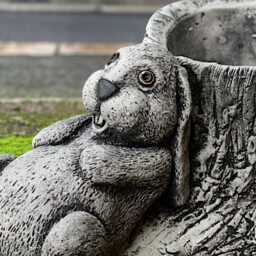 Relaxing Peter Rabbit Sculpture Outdoor With Flower Pot Statue Stone Animal Decoration Cement Wildlife Bunny Lover Gift - thumbnail 4