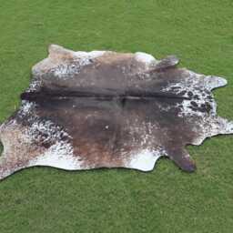 Exclusive Cow Skin Rug Brown & White-Large Cowhide For Living Room-Genuine Tricolor Cowhide-Brazilian Area Rug-Brindle - thumbnail 2