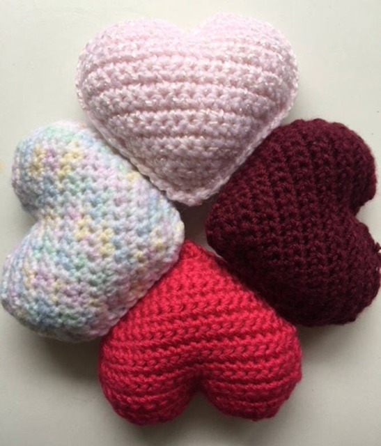 Crocheted Bag Of Small Stuffed Hearts Bowl Filler Pillow Tucks - image 1