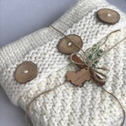Chunky Knit Alpaca Wool Pillow Scandinavian Cream Cushion With Wooden Buttons - thumbnail 3