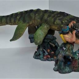 News Flash Terrifying Mosasaur Surprises Diver - thumbnail 3