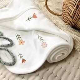 Personalised Baby Blanket, Floral Gift, Baby New Wildflower Nursery Decor - thumbnail 3