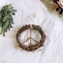 Peace Sign Christmas Ornament - Wreath Neutral Hippie Boho Style Xmas Tree Decor & Fringe - thumbnail 2