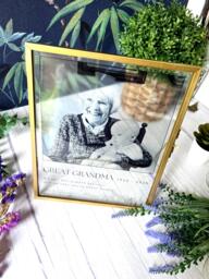 Personalised Floating Glass Memorial Frame Remembrance Photo Keepsake - thumbnail 1