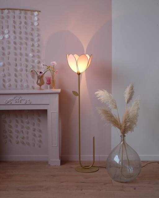 Simple Flower Floor Lamp & Lampshade - Blush - image 1