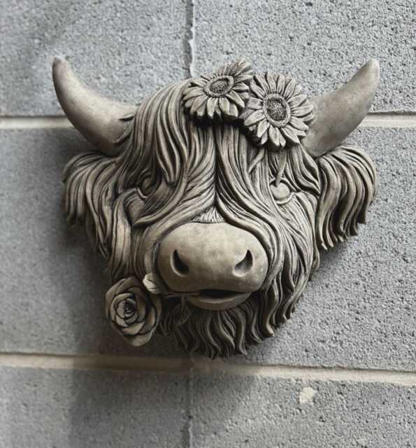 stone Garden Detailed Highland Cow Head Wall Hanging Plaque Ornament Gift - image 1