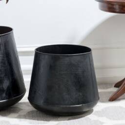 Large Planters Black Floor-Mounted/Xxl Metal Plant Pots For Plants & Trees Industrial Decor Statement - thumbnail 2