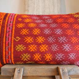 4070cm - 1628In Oversized Rectangle Vintage Kilim Pillow Cover - Handwoven Deep Wine Red With Blossoms Brocaded - thumbnail 2