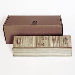Natural Wooden Block Perpetual Calendar - thumbnail 4