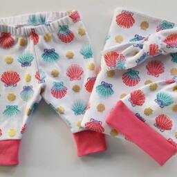 Seashells Swaddle Blanket & Newborn Hat. Leggings. Girl Coming Home Set. Photo Prop. Baby Shower Gift - thumbnail 2