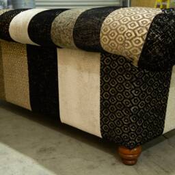 Unique British Handmade 3 Seater Black/Gold Velvet Fabric Patchwork Chesterfield Sofa - thumbnail 4