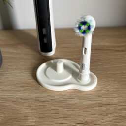 Oral-B Toothbrush Holder With Toothbrush Head Holders, Many Sizes Available - thumbnail 3