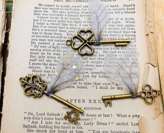 Magical Flying Keys Christmas Tree Winged Keys, Magic Party Decor, Room Decor, Fairy Wedding, Decorations Gift - image 1