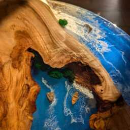 Handmade Ocean Epoxy Resin Coffee Table Round Walnut Live Edge - thumbnail 2