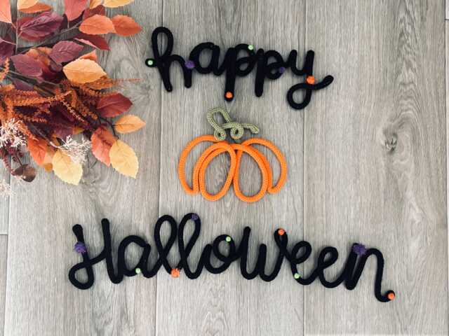 Knitted Wire Happy Halloween Decorative Wall Sign - Spooky Decor - image 1