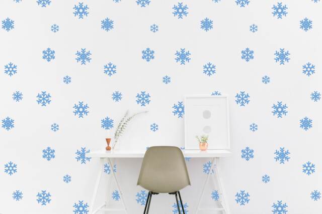 Snowflake Wall Decal Pattern Snow Winter Kids Room Wall Sticker Bedroom Wallpaper Vinyl Decals Nursery Stickers Home Decor - image 1