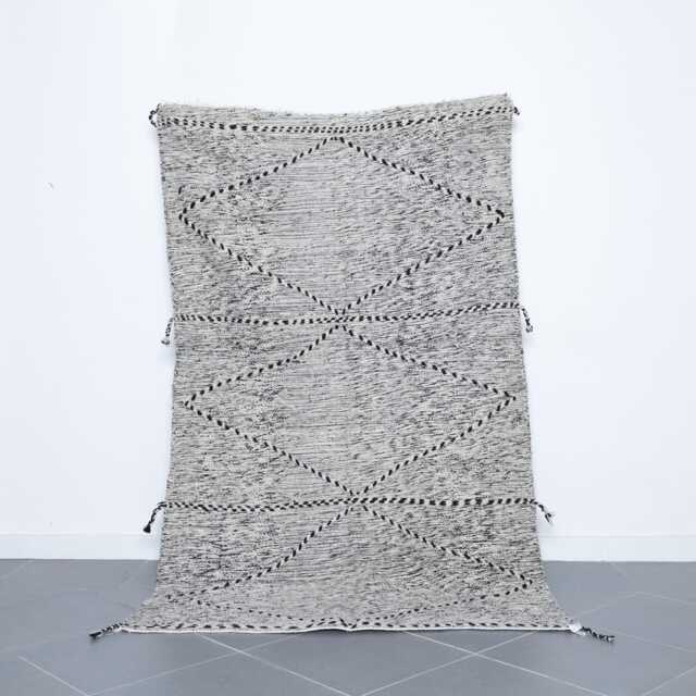 Geometric Berber Rug Black & White Moroccan Wool Carpet - 7, 8x4, 6 Ft - image 1