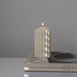 Ribbed Pillar Candle Thick Soy Wax, Vegan Home Decor - 13x7cm - thumbnail 2