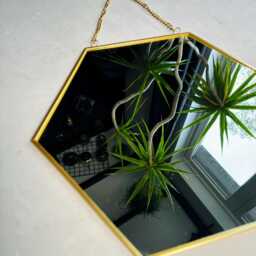 Hexagonal Wall Mirror - Trendy Home Decor Wall Hanging Mirror Geometric Antique Gold Medium Size - thumbnail 3