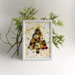 Christmas Tree From Pressed Flower Art, Frame Wall Decor - thumbnail 3